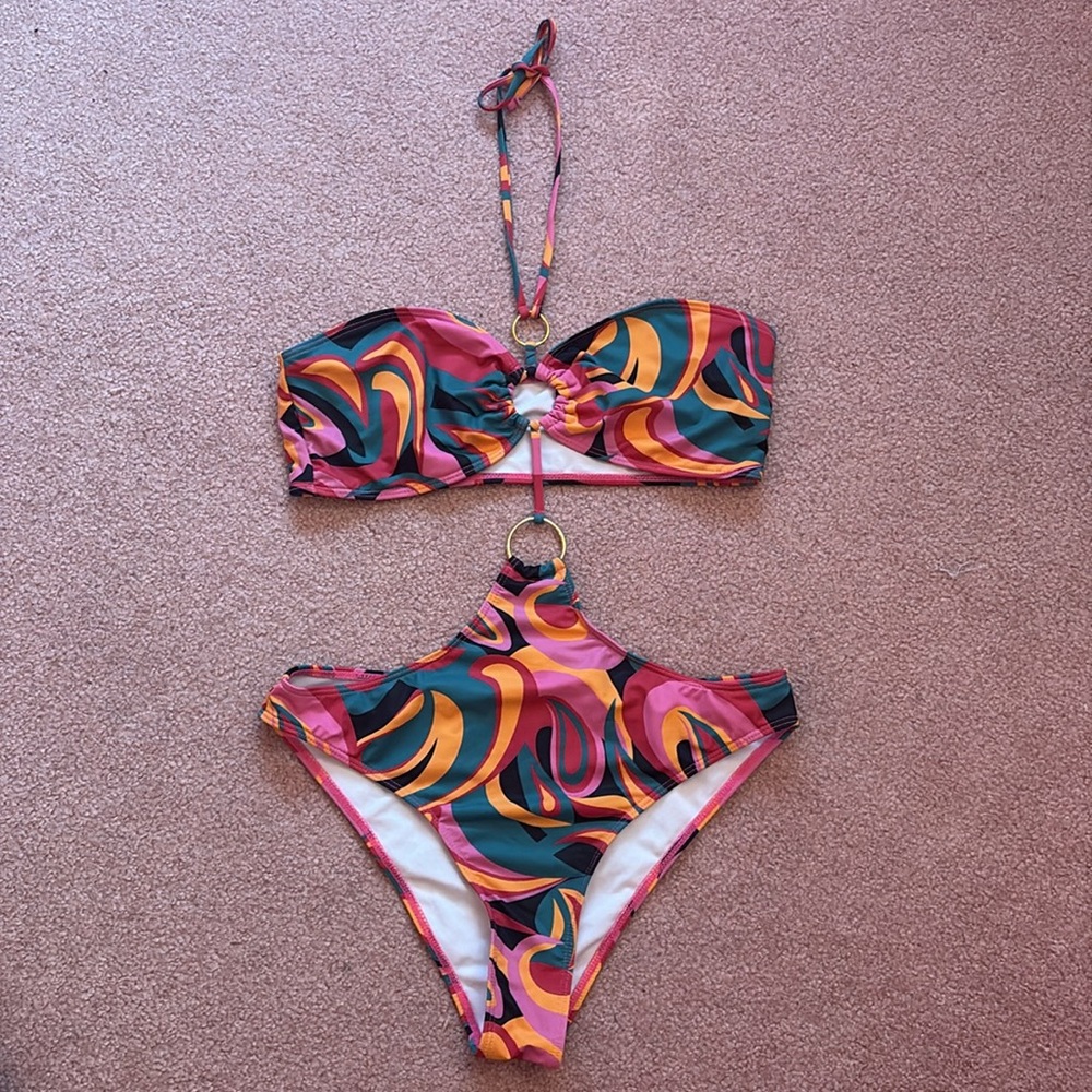 SHEIN All Over Print One Piece with Rings Size Large